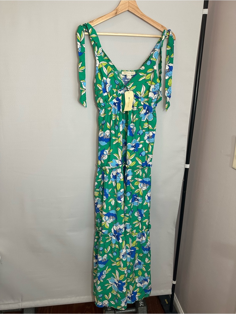 Monteau Green Women’s Size S Floral Tie-Shoulder Floral Tiered Maxi Dress